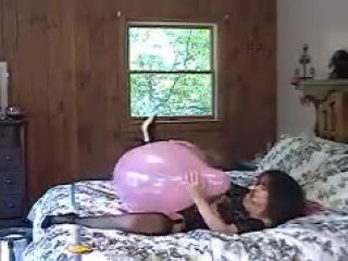 pink balloons on bed pt2